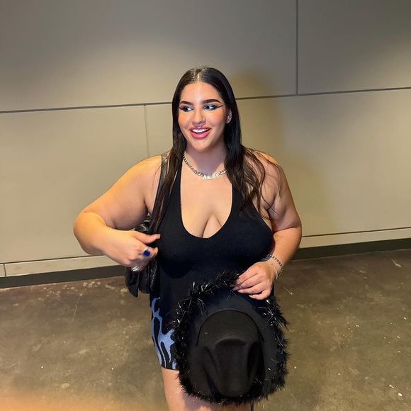 angieangel21